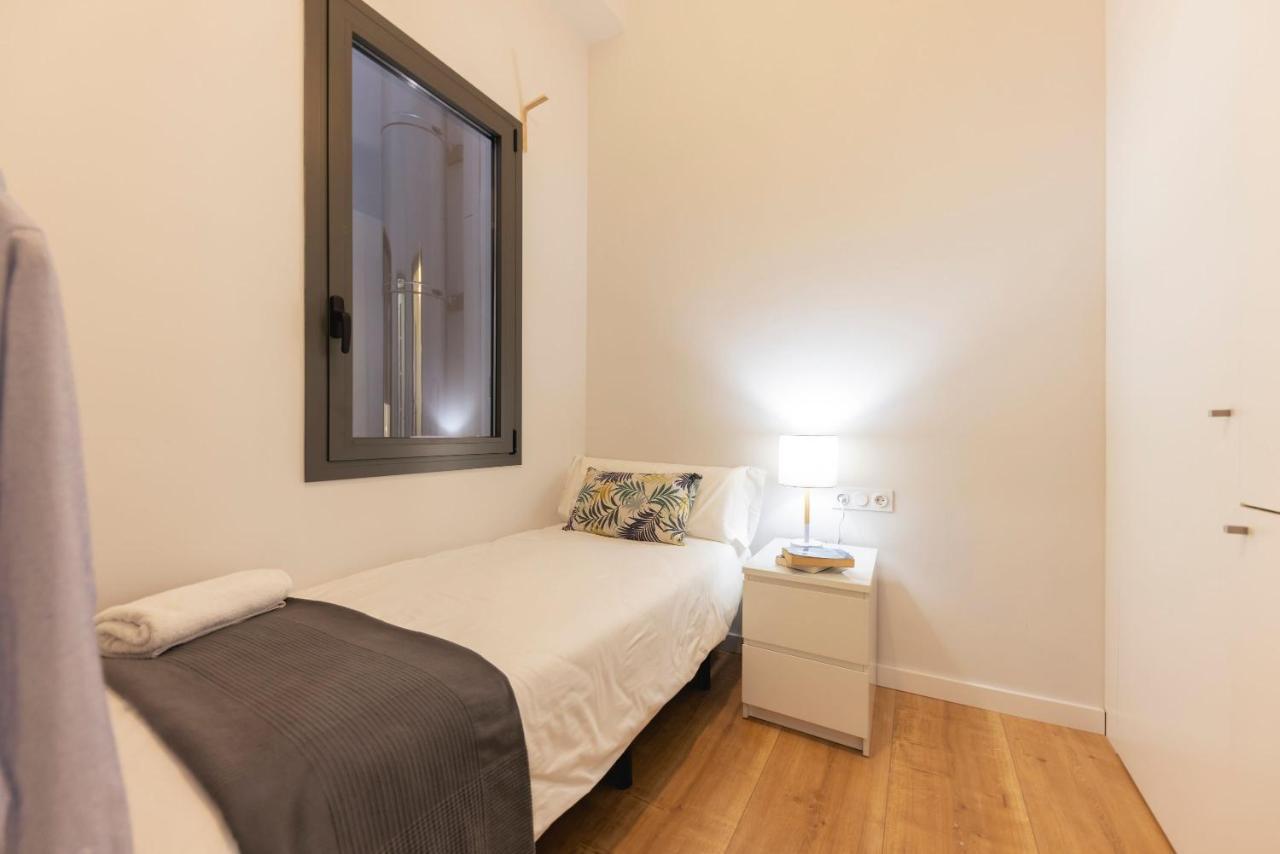 Bravissimo Riu Onyar Apartment ชีโรนา ภายนอก รูปภาพ