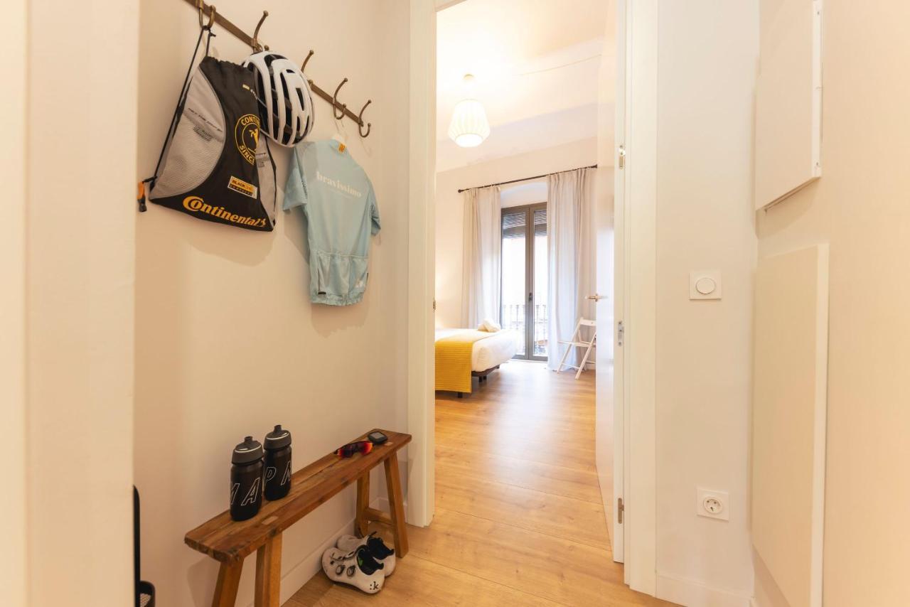 Bravissimo Riu Onyar Apartment ชีโรนา ภายนอก รูปภาพ